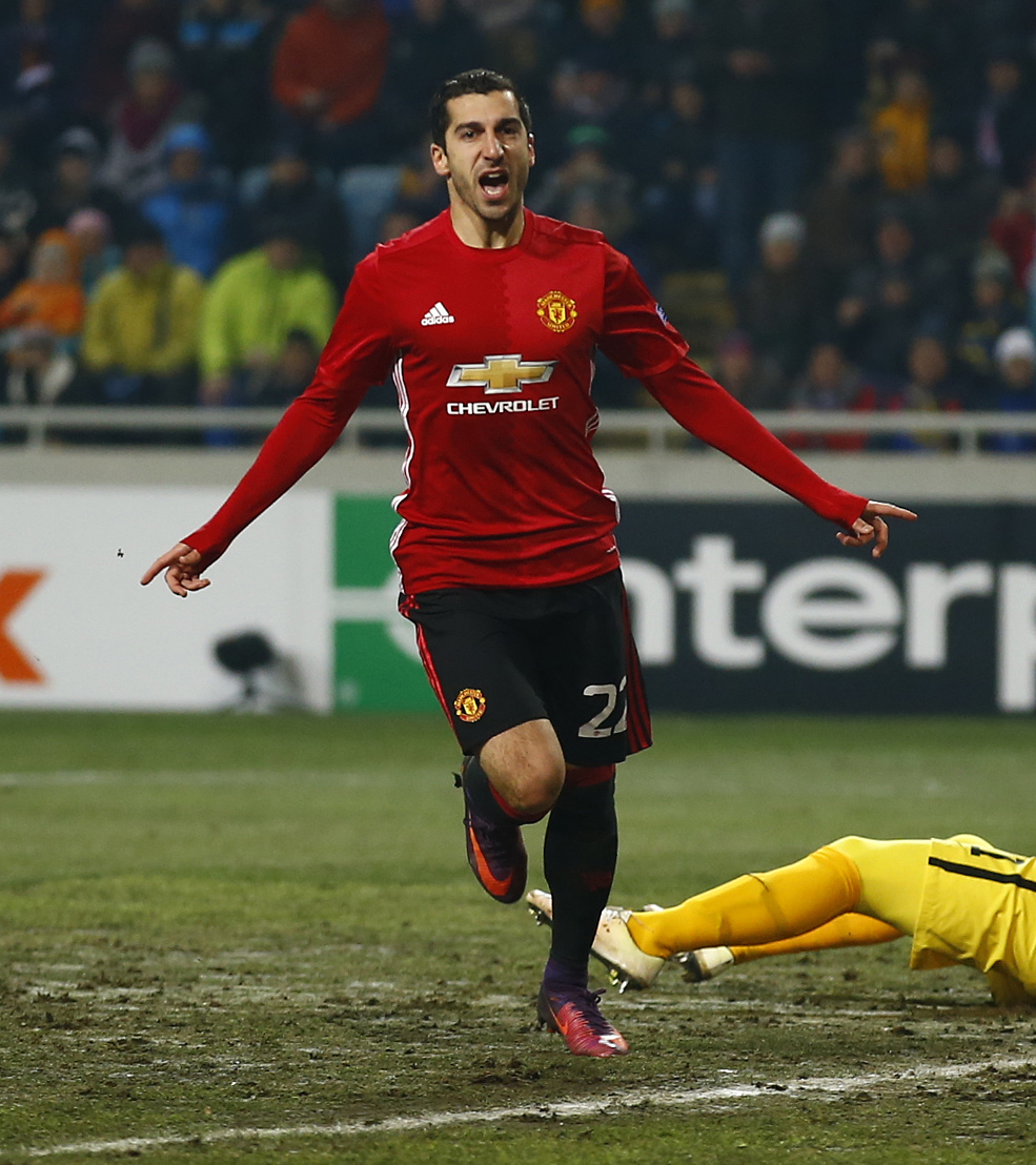 wallpaper for phone Henrikh Mkhitaryan