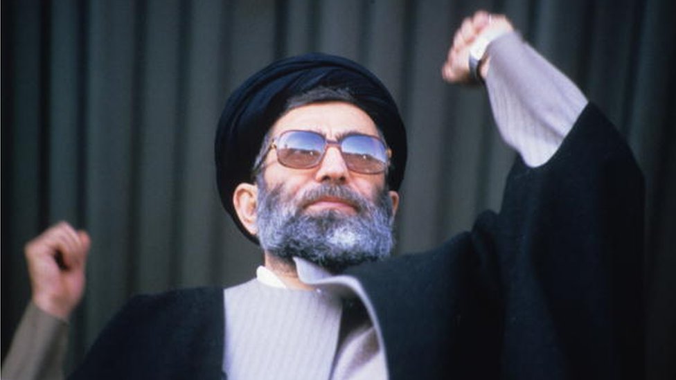 تحصیلات حوزوی سید علی خامنه ای 