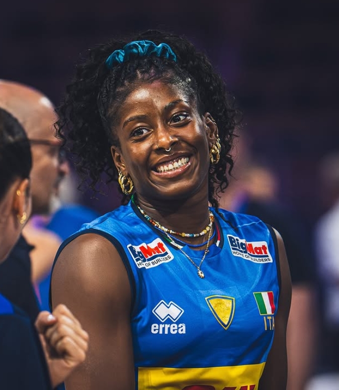 Myriam Sylla wallpaper for phone