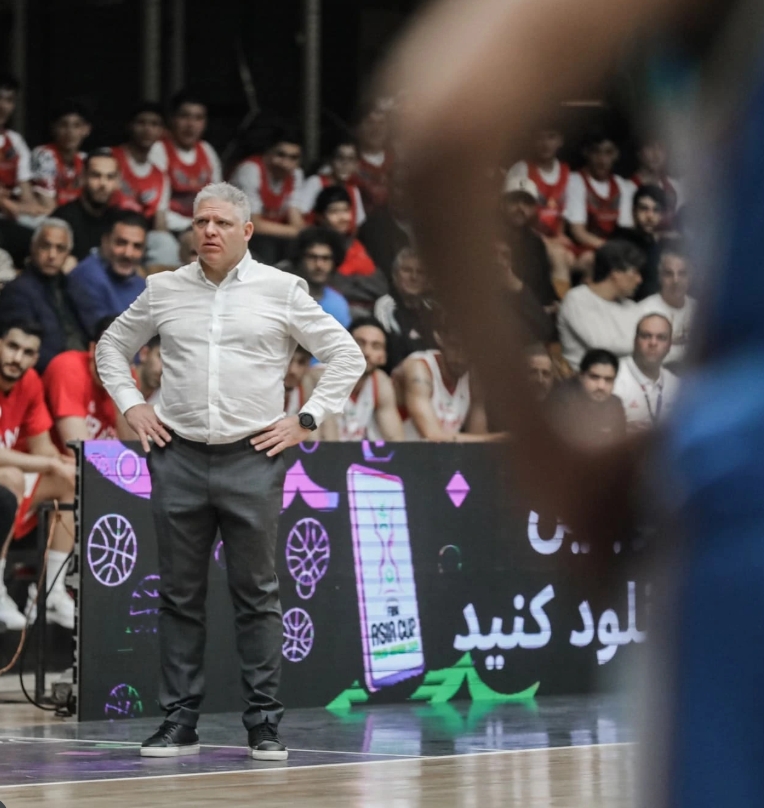 مربیگری سوتیریس مانولوپولوس ۲۰۰۴