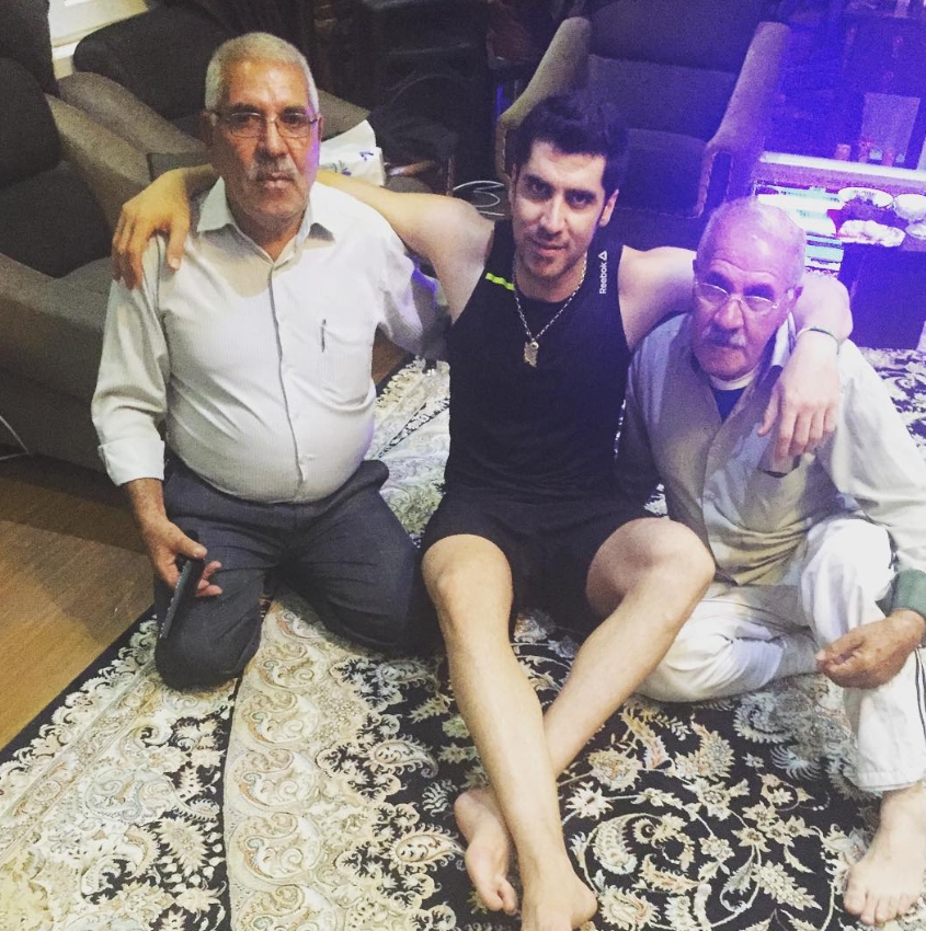 عکس شهرام محمودی و پدرش