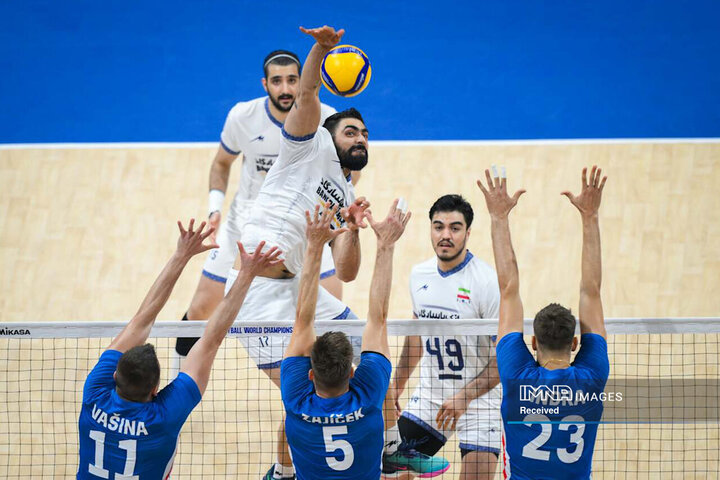 والیبال ایران با چک