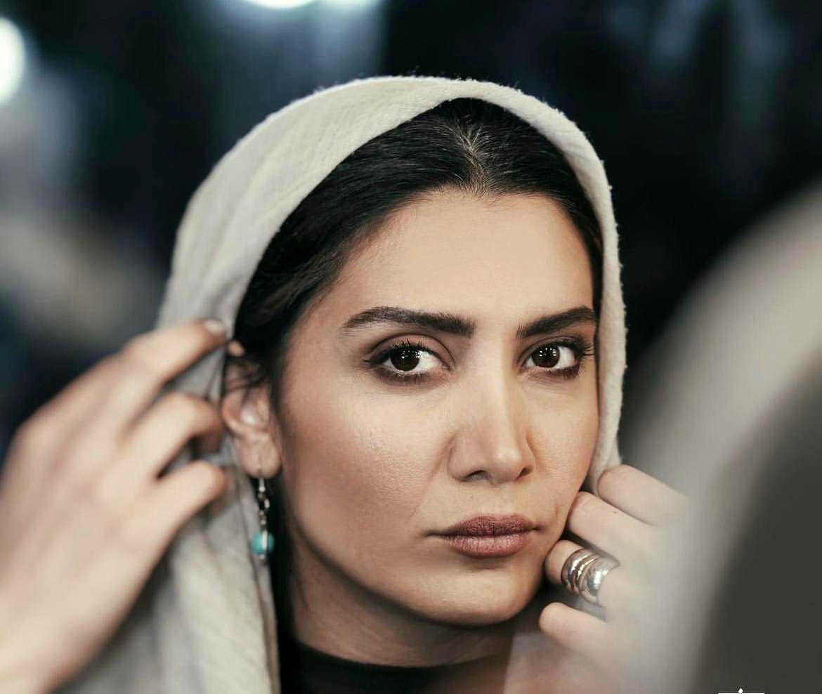 نیکی مظفری با استایل پاییزی جذاب