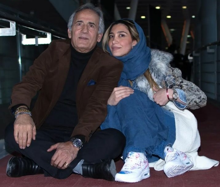 عکس نیکی مظفری و پدرش
