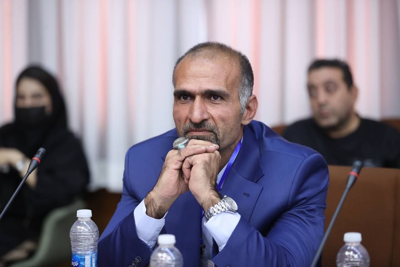 تلخابی رییس فدراسیون پرورش اندام