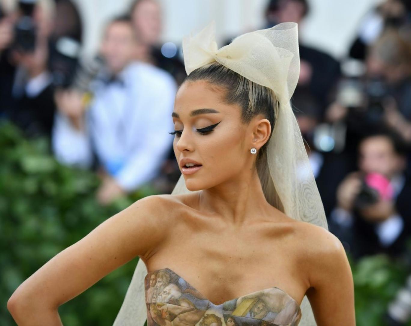 آریانا گرانده آریانا گرانده