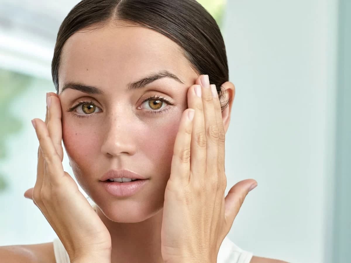 بدون آرایش بازیگر آنا د آرماس بدون آرایش بازیگر آنا د آرماس