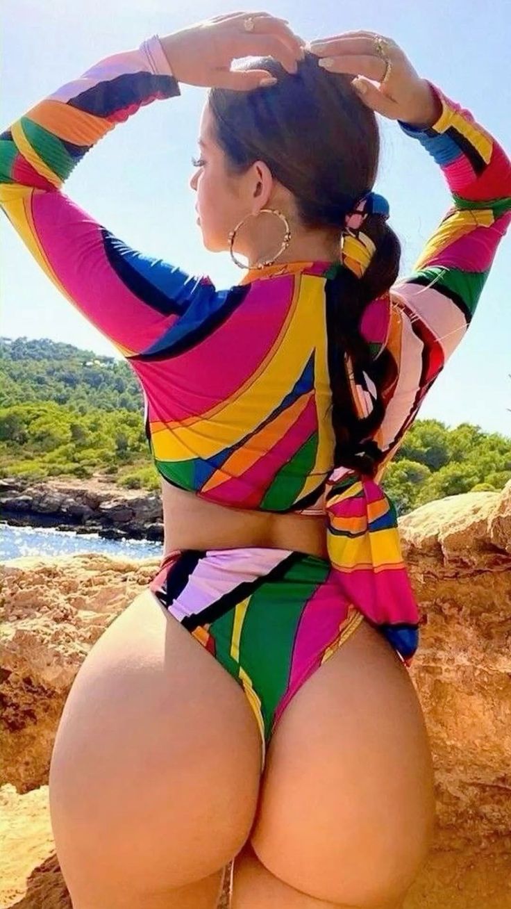 والپیپیر فول HD دختر والپیپیر فول HD دختر