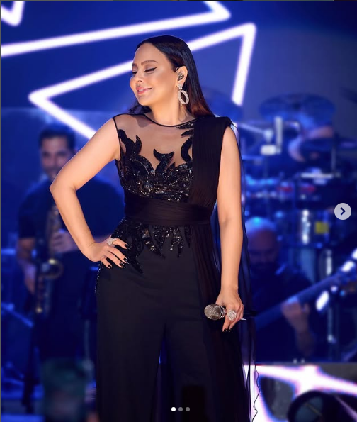 عکس از قدیمی ابرو گوندش عکس از قدیمی ابرو گوندش