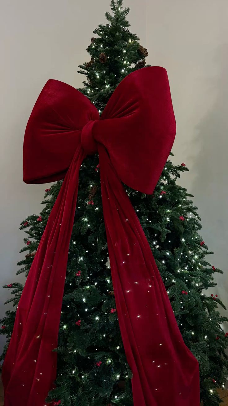 درخت کریسمس پاپیونی