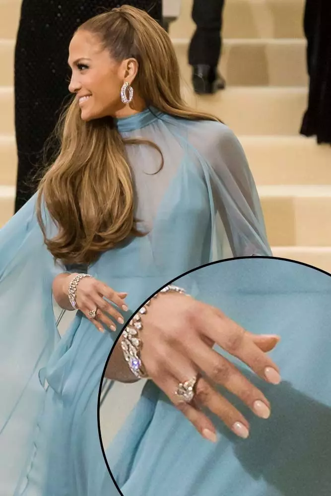 ناخن ساده و طبیعی سلبریتی ها 