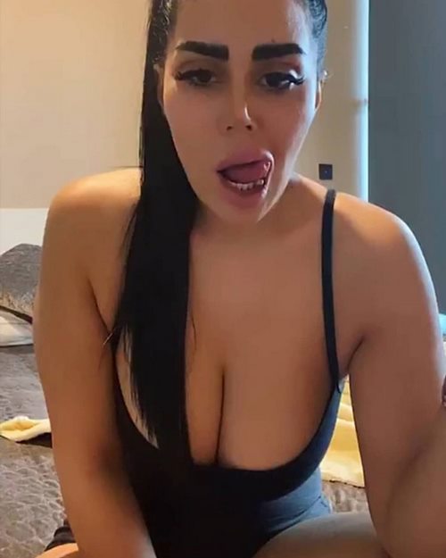 مینا نامدار لخت 